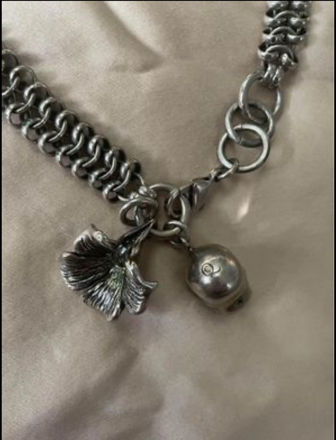 Alexander McQueen Edgy Skull Choker Necklace - photo 3
