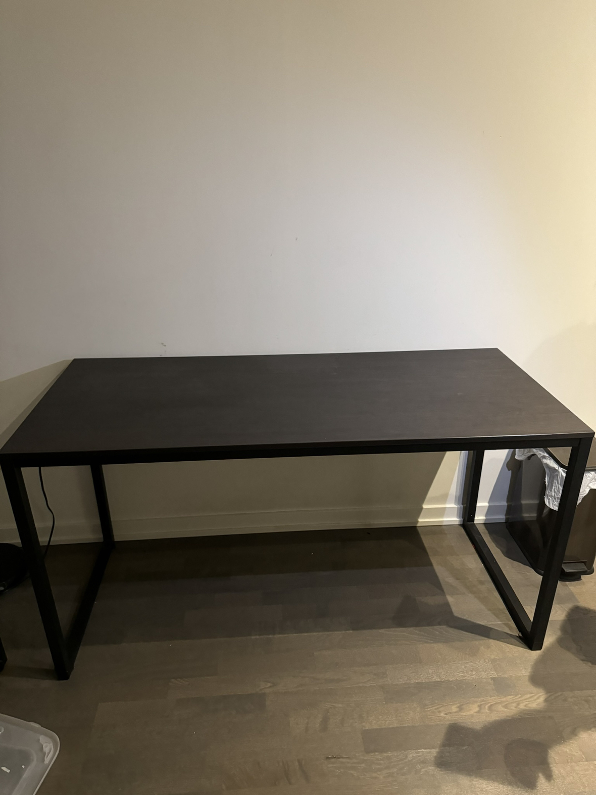 Desk, Black - Like-new condition thumbnail