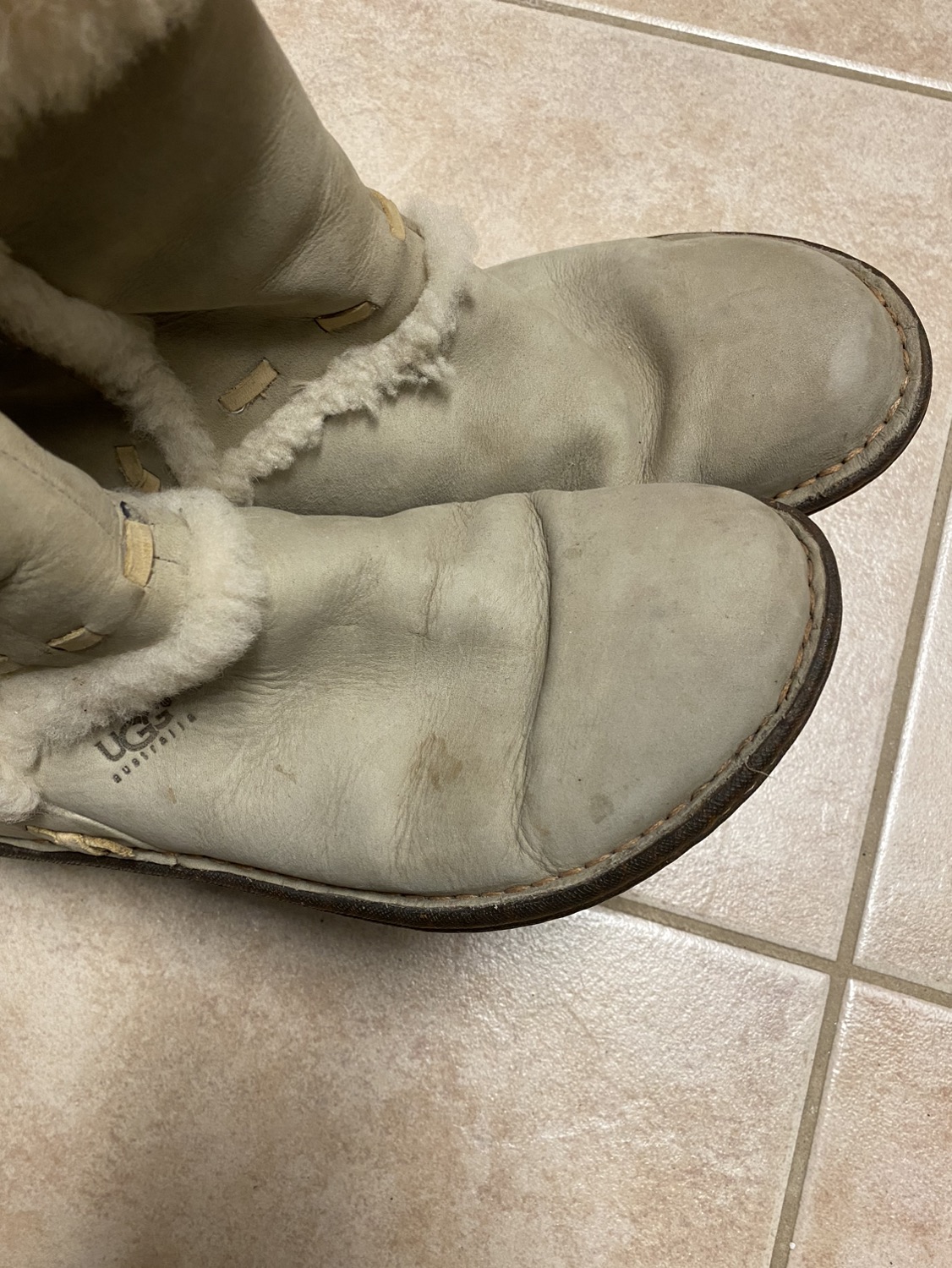 UGG Beige Winter Boots Size 8 image indicator(5)