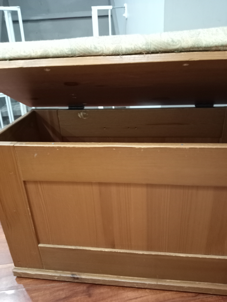 storage bench - photo 2