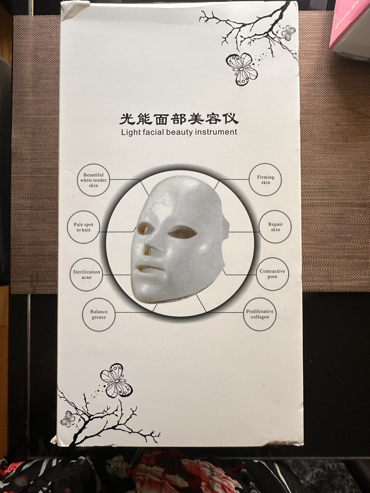 LED Facial Therapy Device image indicator(3)
