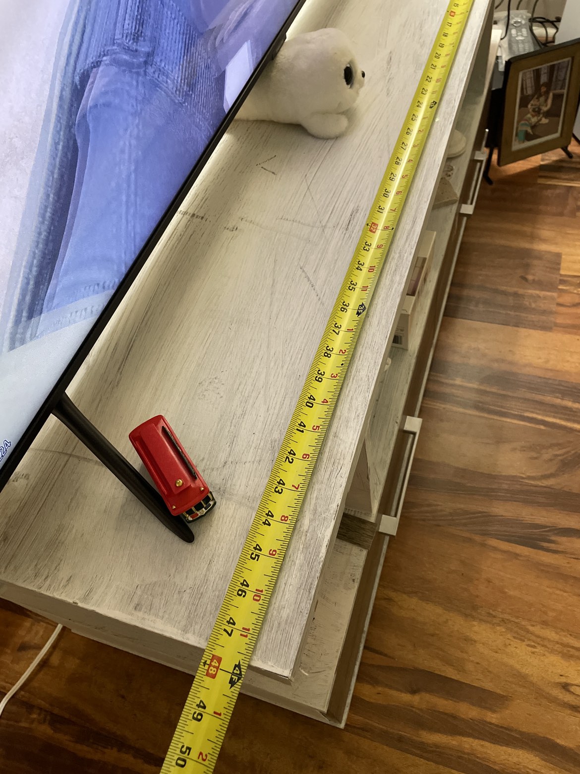 Tv stand w/ drawers- Rusty look - photo 4