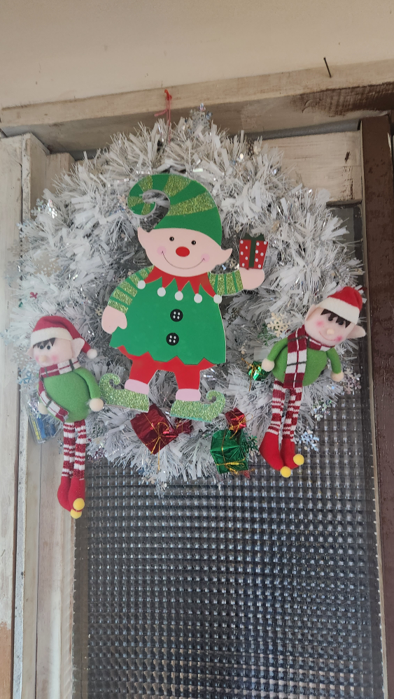 hand made wreath thumbnail