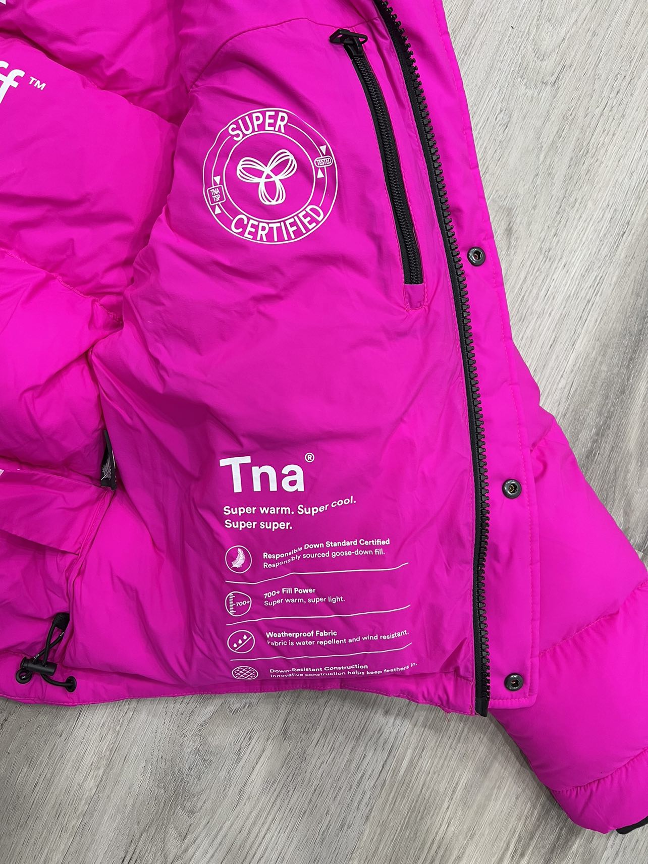 TNA supper puff jacket image indicator(2)