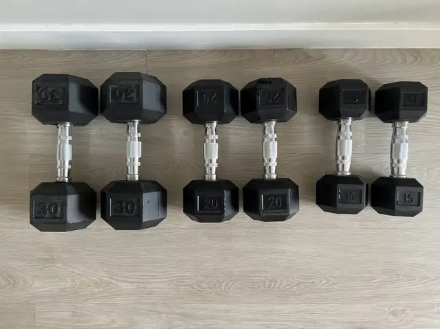 Rubber Hex Dumbbells (15, 20, 30)