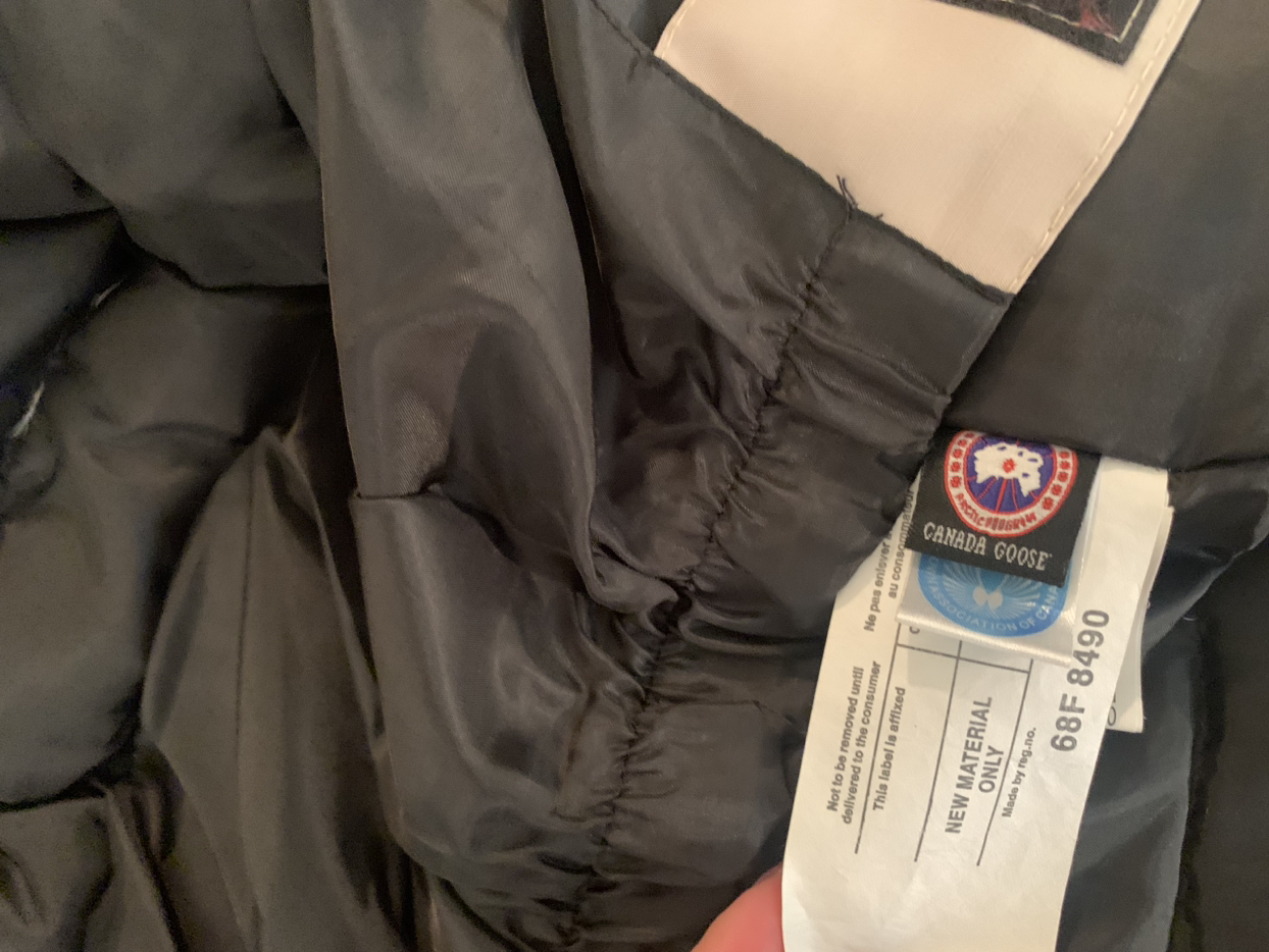 Canada goose jacket women szM / men’s sz xs - photo 5