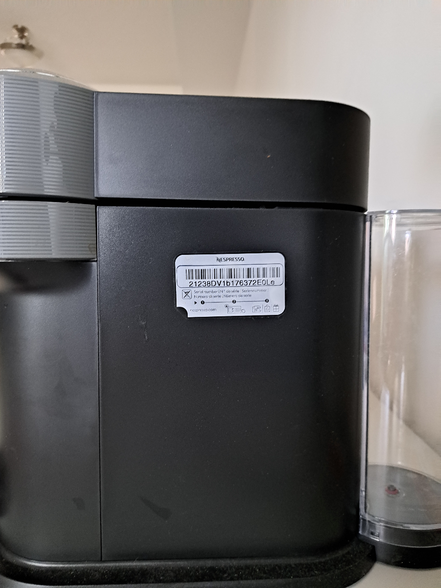 nespresso coffee maker - photo 3
