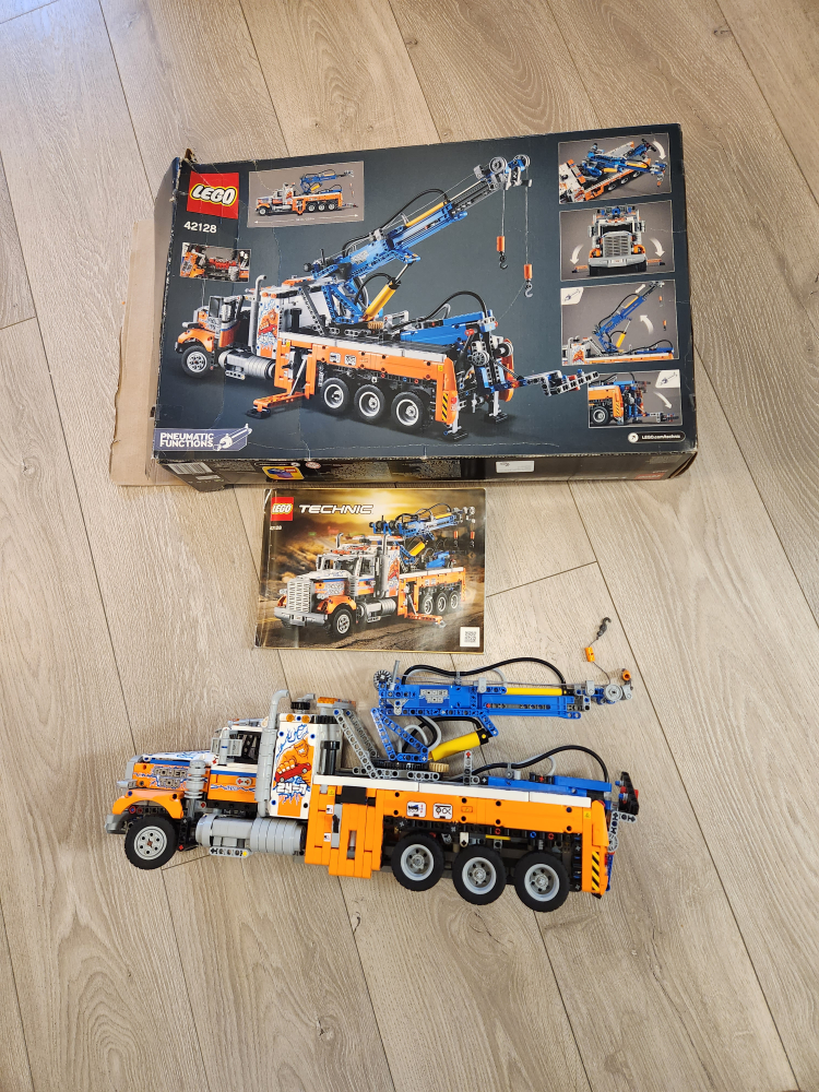 Lego Technic 42128