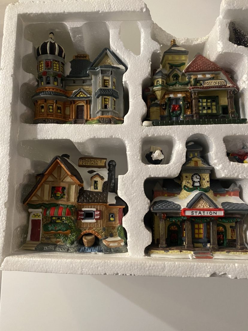 Christmas Village Ceramic - photo 2