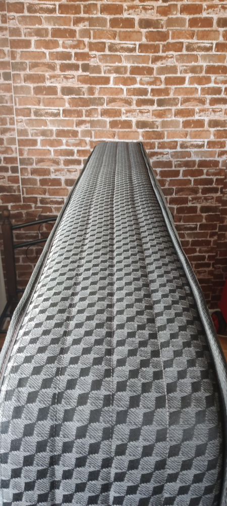 Twin bed frame. (Mattress sold) (Used like new) - photo 4