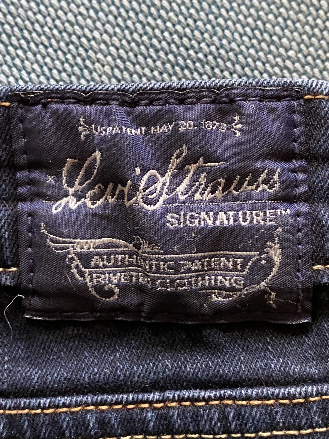 Levis Ladies Flared Jeans image indicator(4)