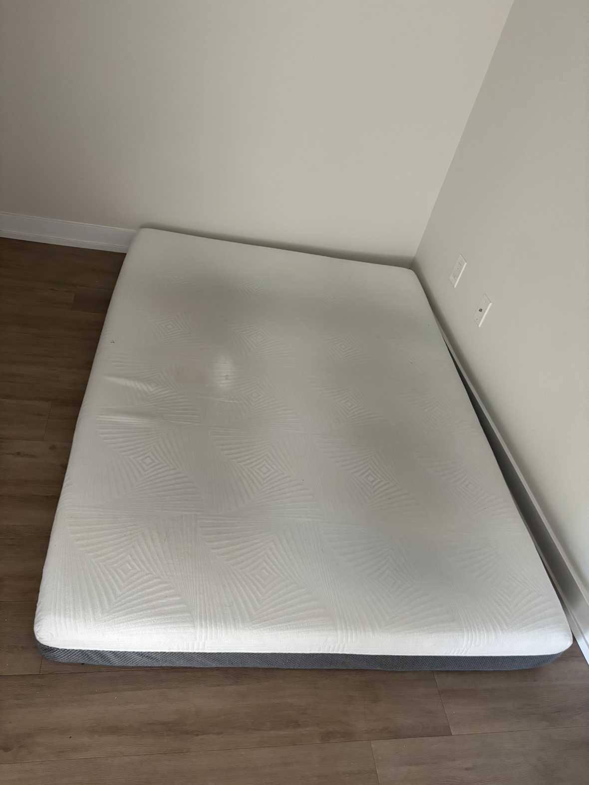 Zinus 6 Inch Memory Foam Mattress image indicator(3)