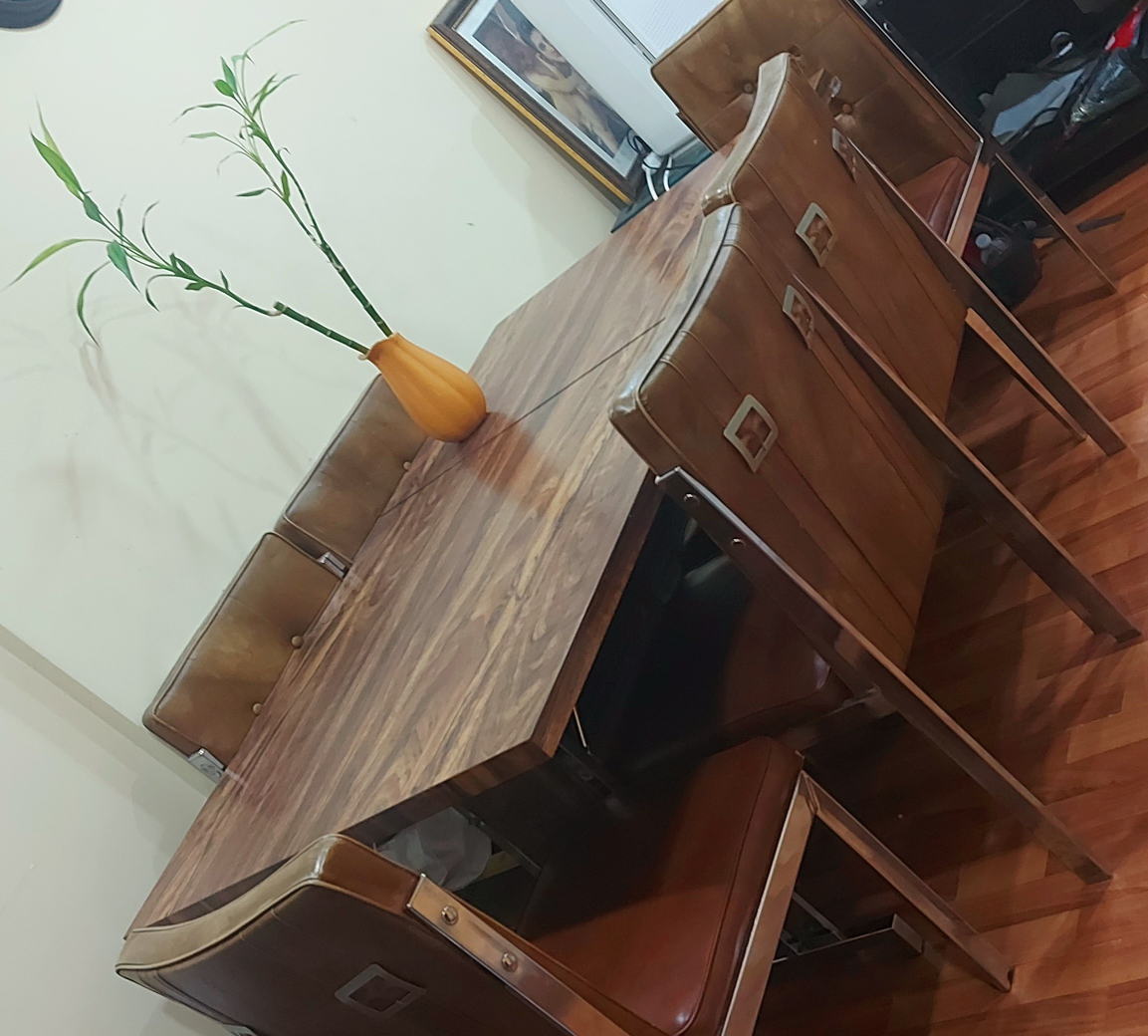 Solid Wood Dining Table w/ 6x Thick Leather Chairs - photo 2