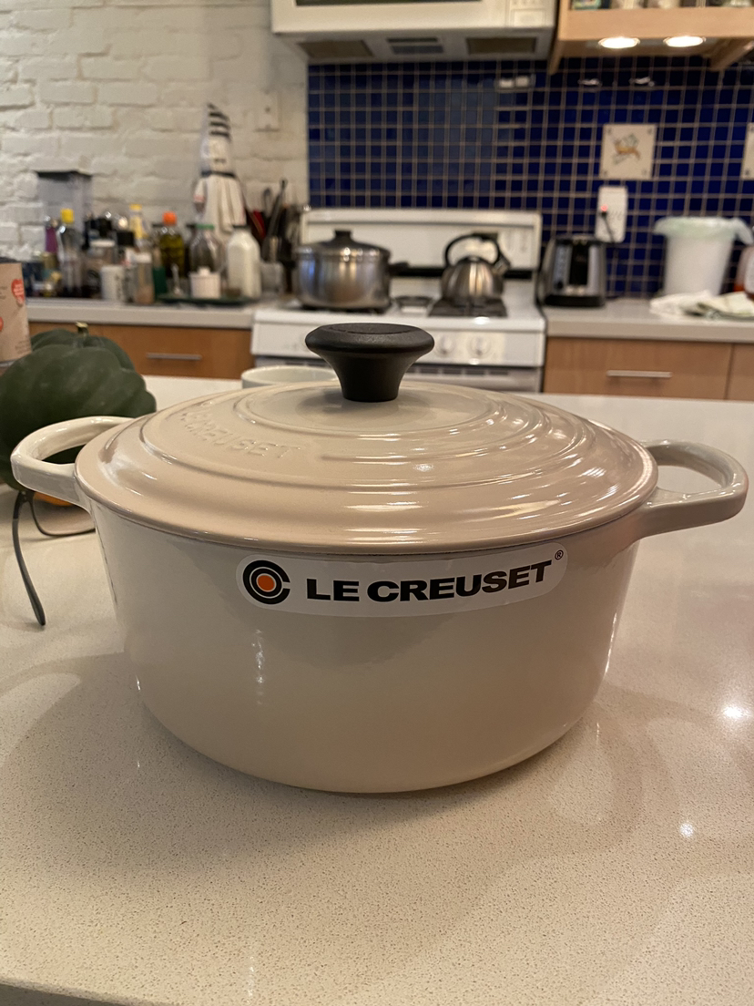 Round Cream Dutch Oven - 4.2 Liters 4.5 US Quart- 24cm-9.5” - photo 4