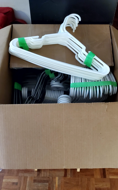100+ Hangers - photo 2