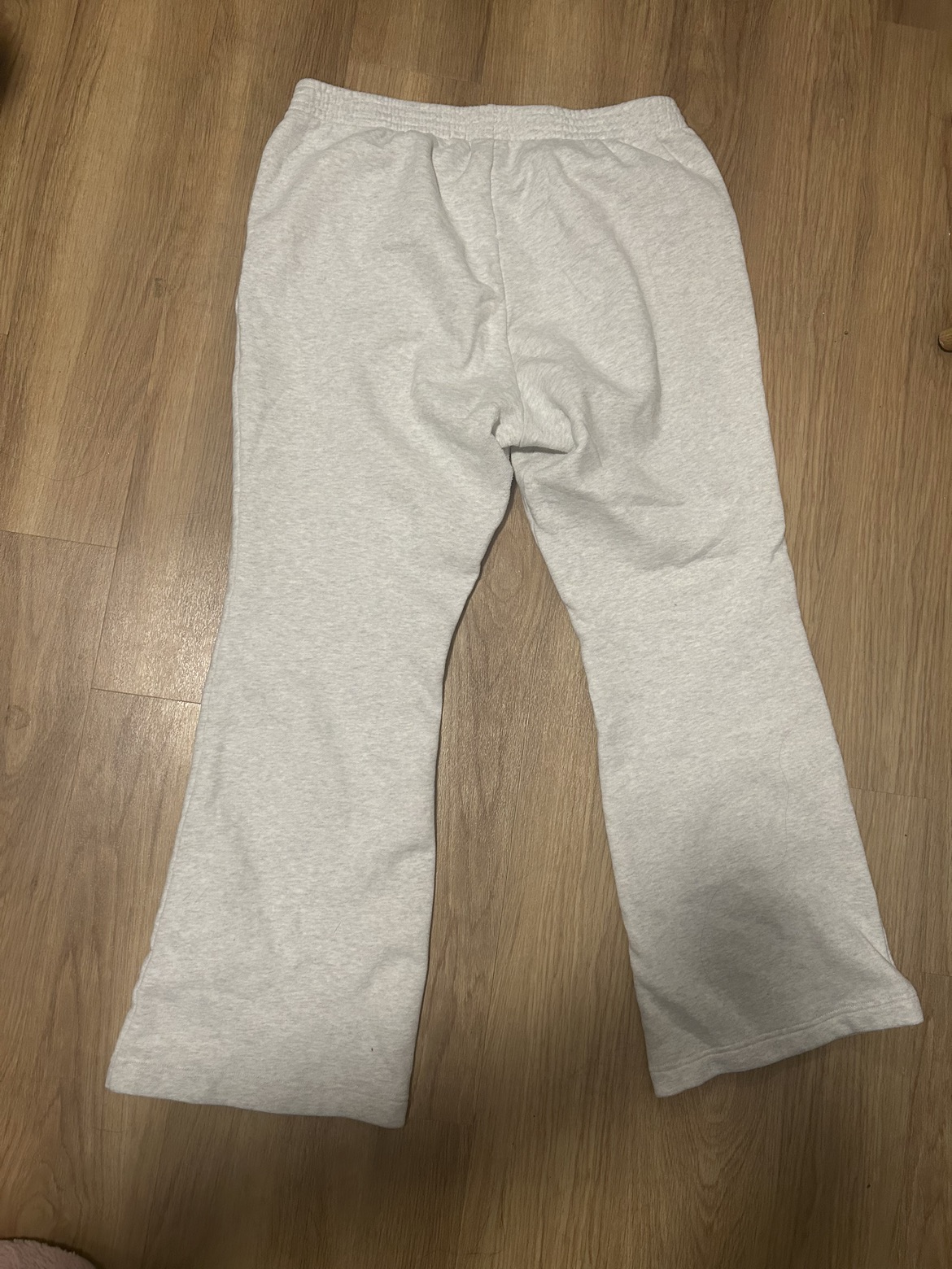 WOMENS WHITE TNA FLEECE SWEATPANTS image indicator(5)