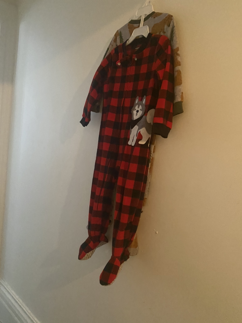 Carter’s Pajama unisex 3years