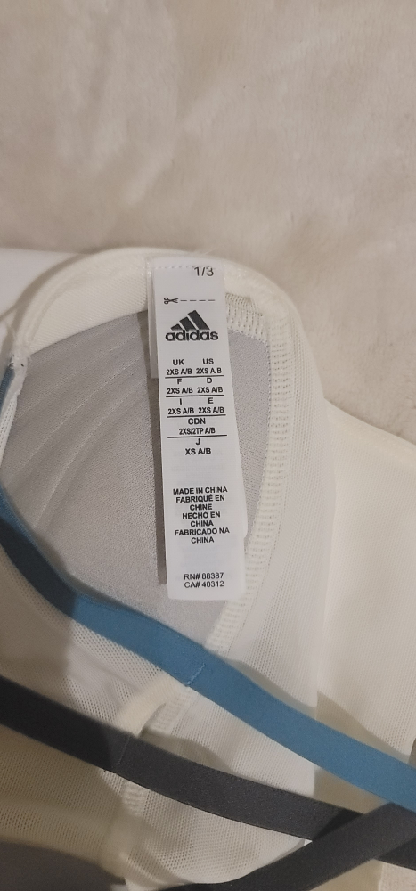 Adidas 2XS sport bra #freecycle image indicator(4)