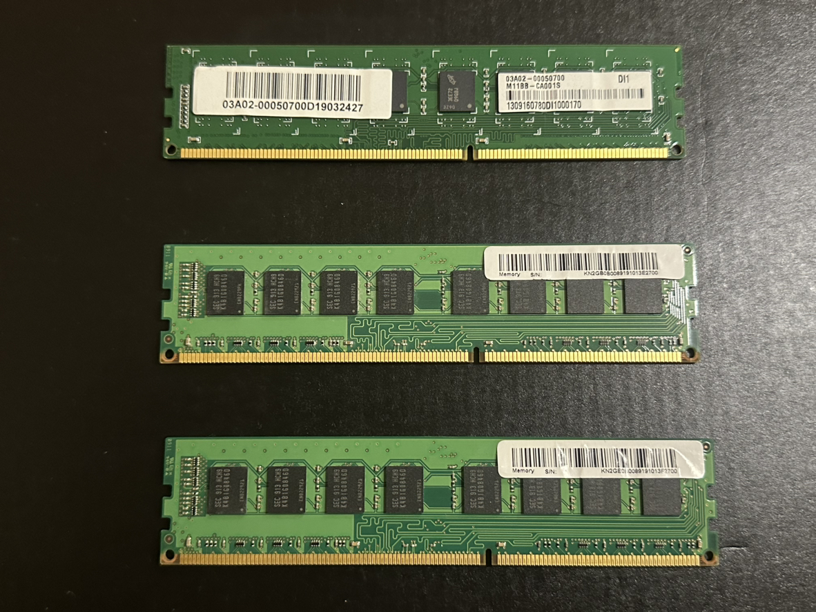Computer Parts RAM - DDR3 Samsung and ADATA - photo 2