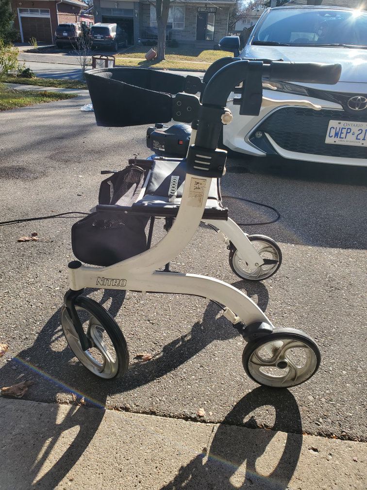 rollator walk aid - photo 3