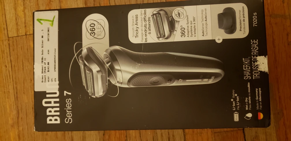 Braun Series 7 electric razor thumbnail