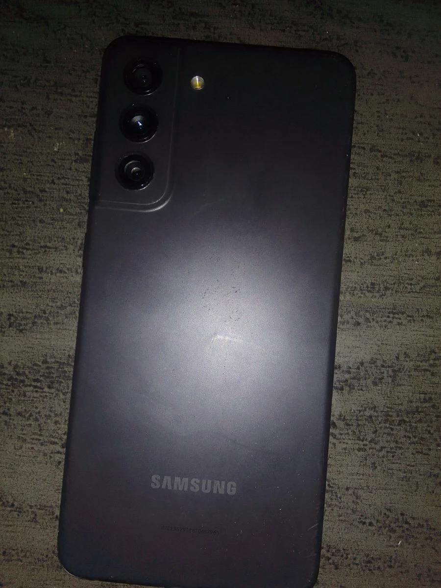Samsung s21 thumbnail