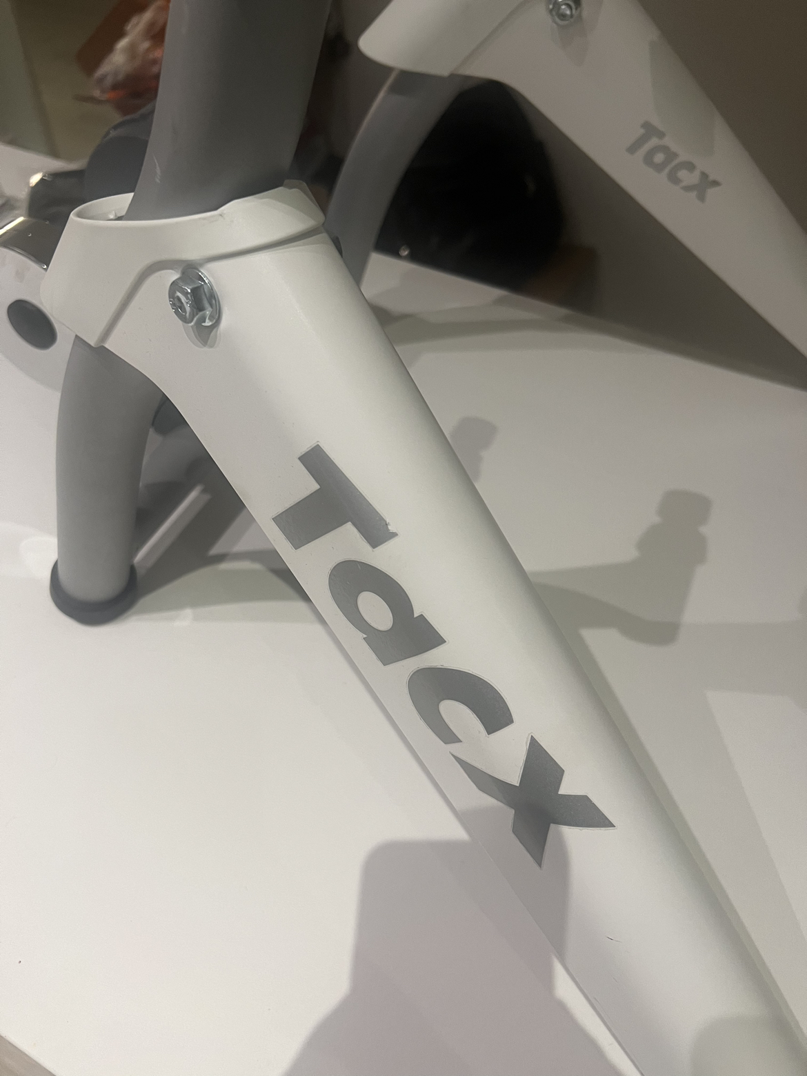 Tacx Flow Magnetic Smart Bike Trainer | Must pick up by Friday - photo 4