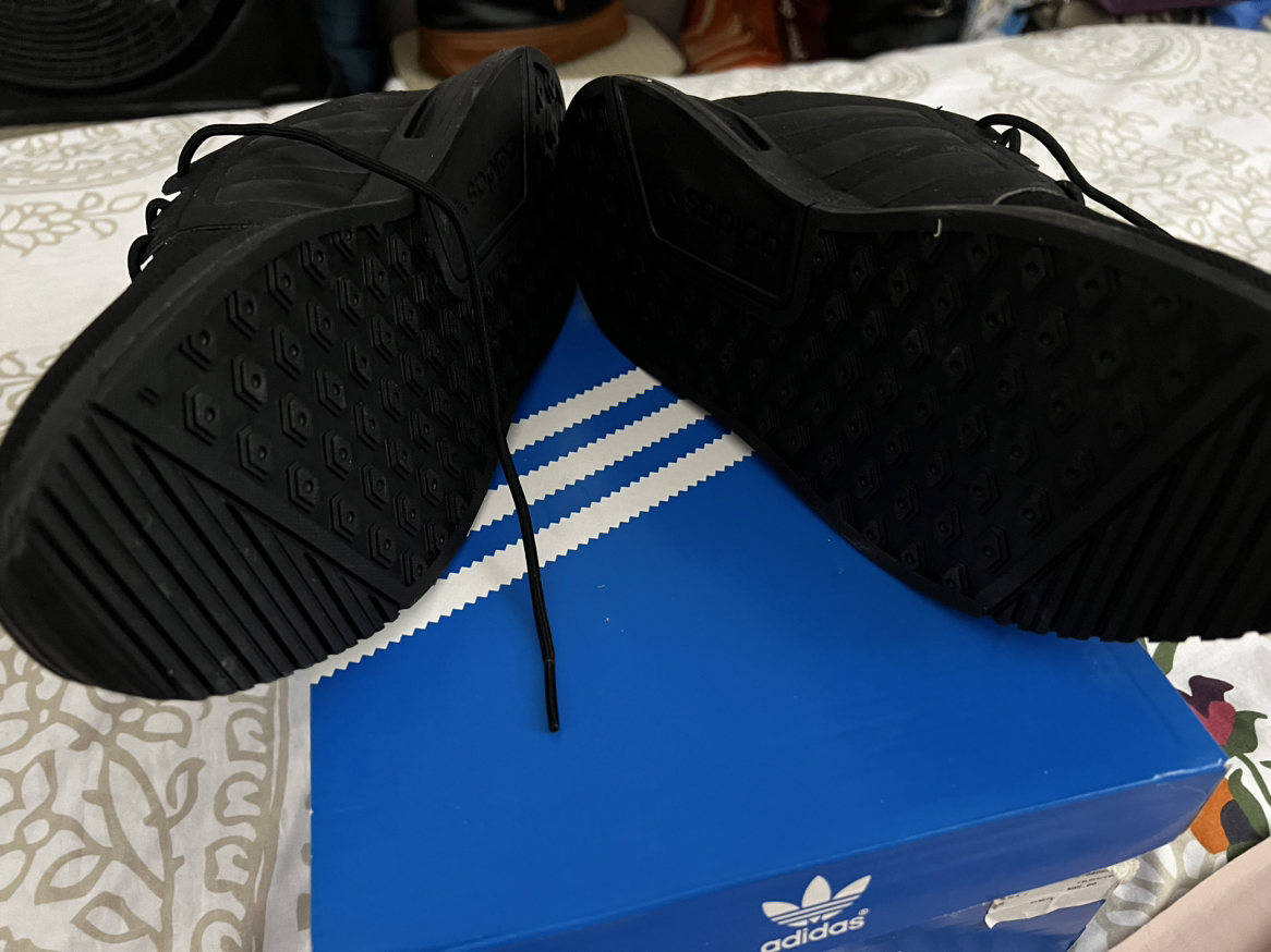 Black Adidas Ortholite Ladies sneakers size 6.0 image indicator(3)