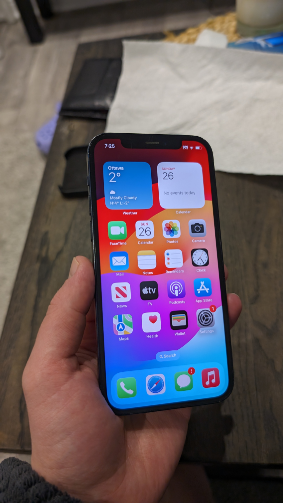 iPhone 12 64GB thumbnail