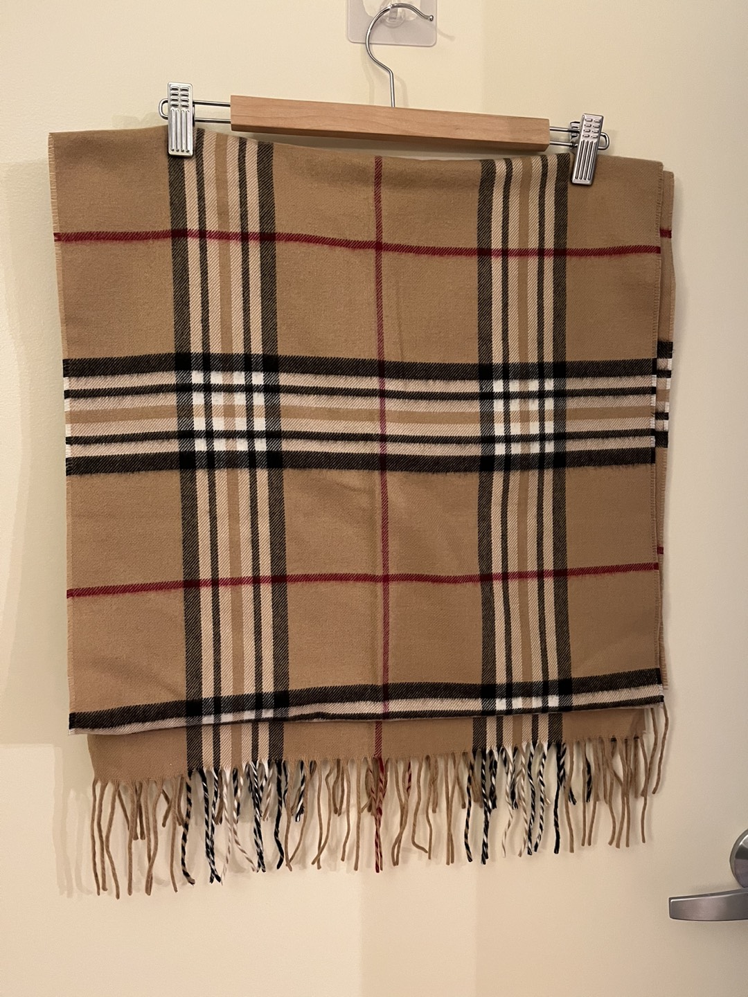 Ladies scarf (NWT)