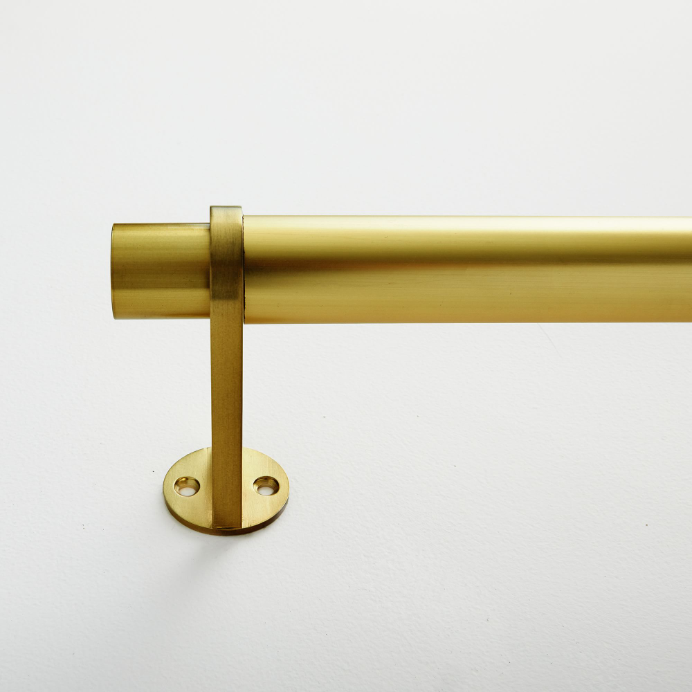 West Elm Simple Metal Curtain Rod (Antique Brass)