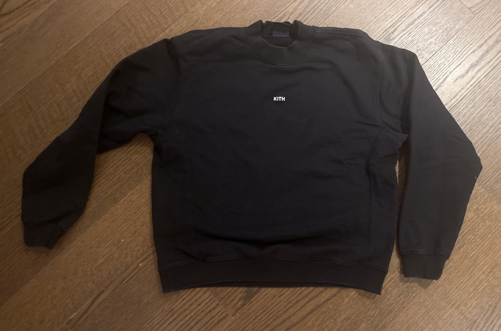 KITH Black Crewneck Mens Large sweater extra thick high quality image indicator(2)