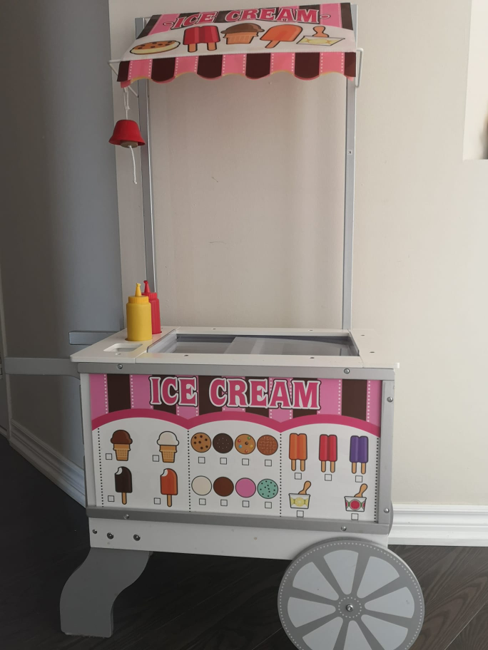 Melissa & Doug snack and food cart set