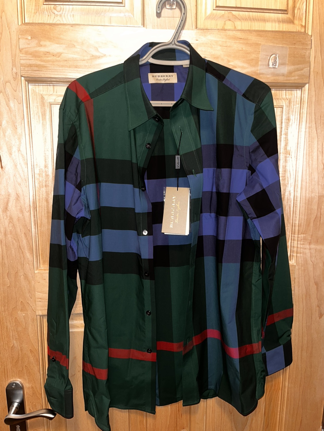 Authentic Burberry shirt for Sale - photo 5