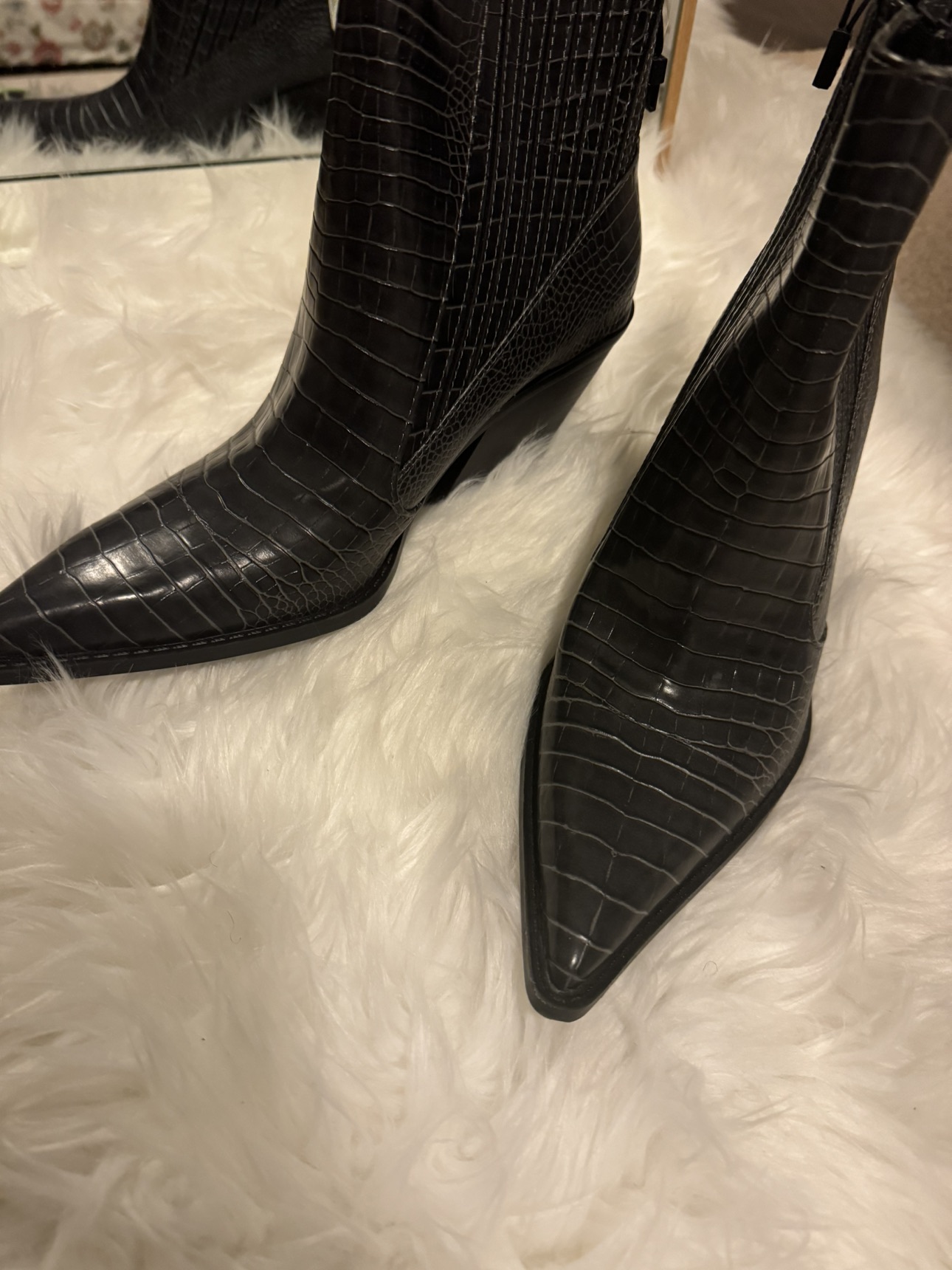 Zara Ankle boots thumbnail