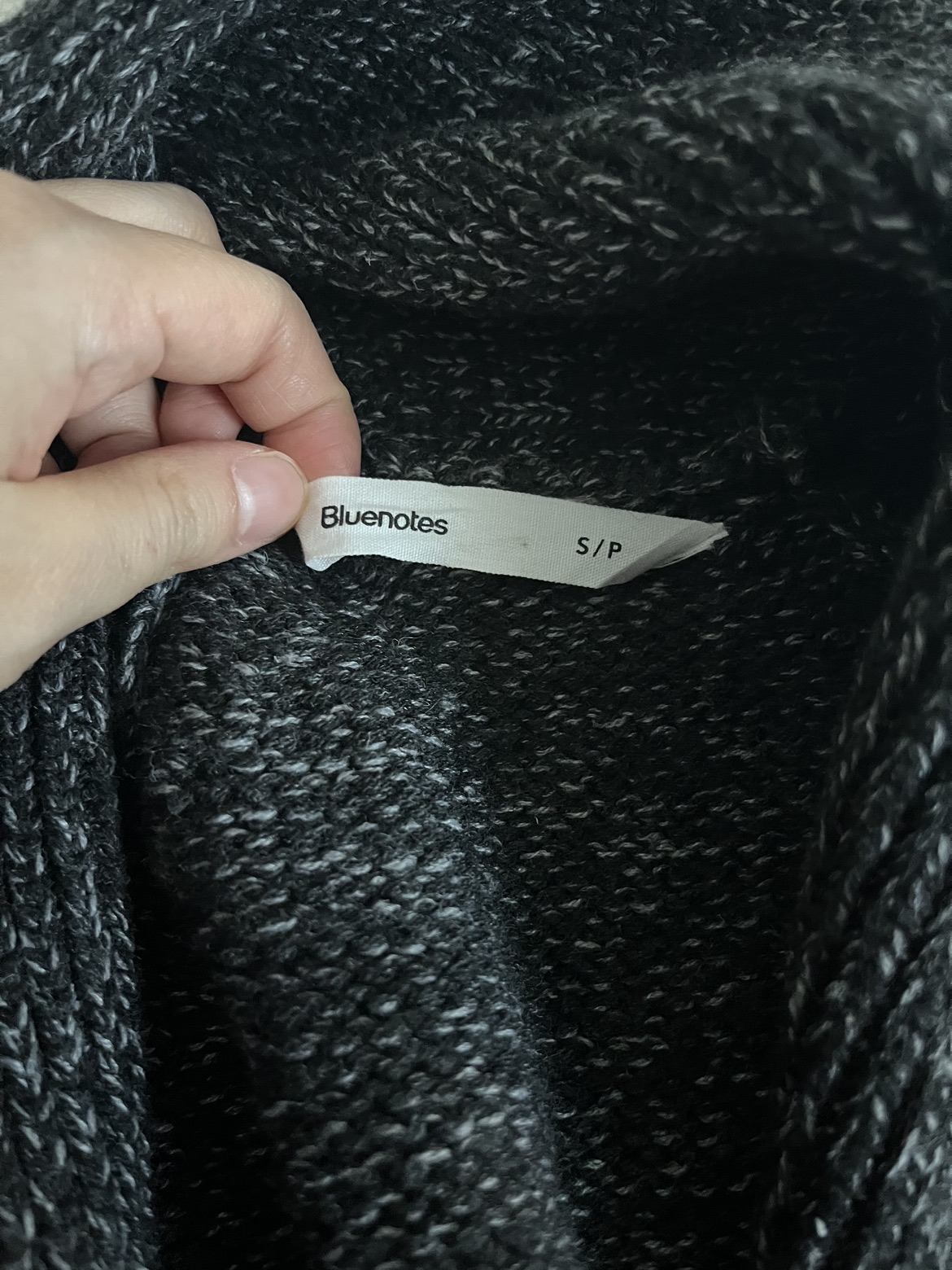 Blue Notes Canada women’s Sweater Cardigan image indicator(4)