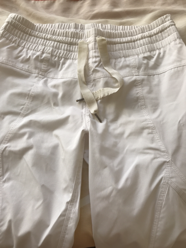 White Lululemon sport pants image indicator(3)