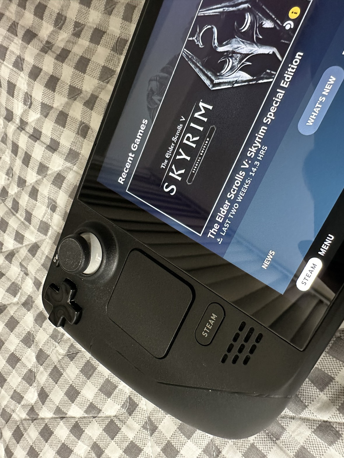 Steam Deck, rarely used, 1TB NVME, LCD, Charger, Case - photo 3