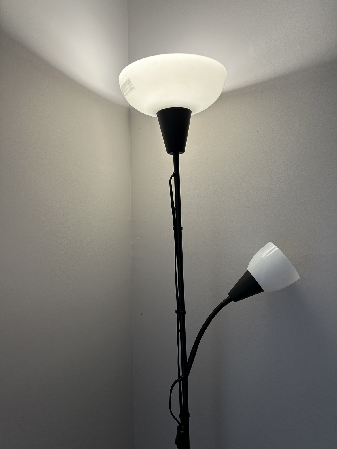 Reading lamp - photo 2