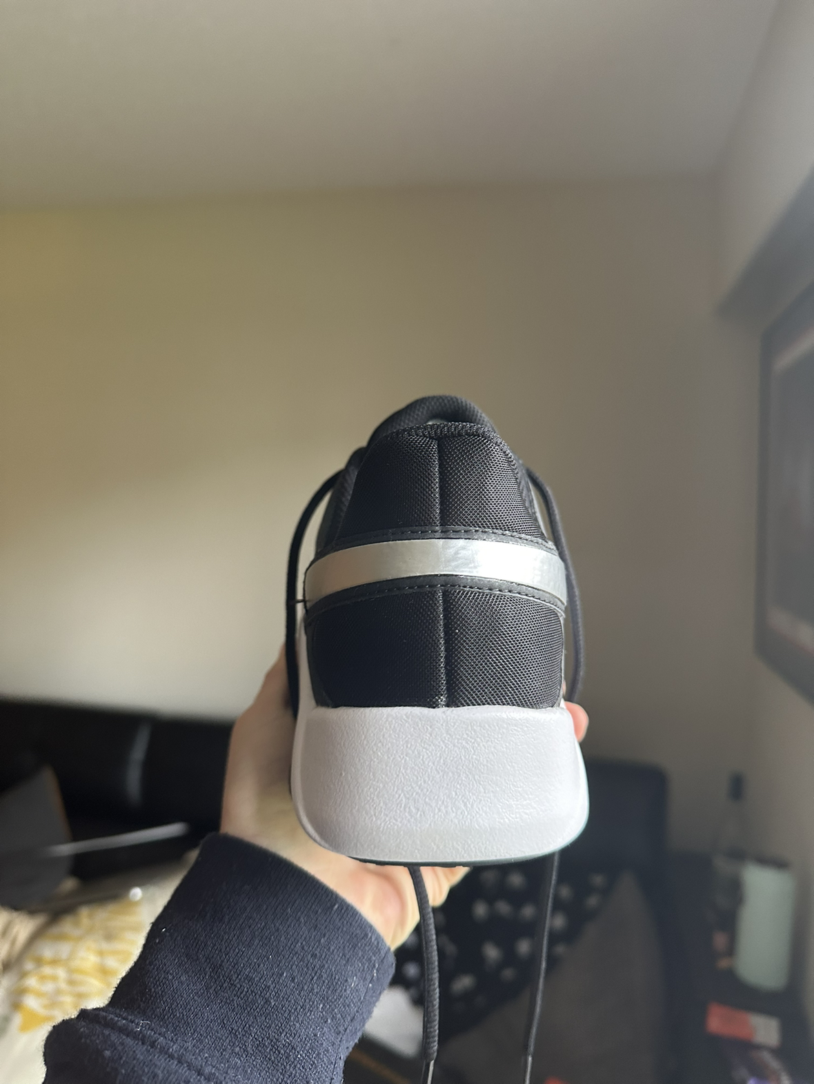 Nike runners - brand new in box - photo 4