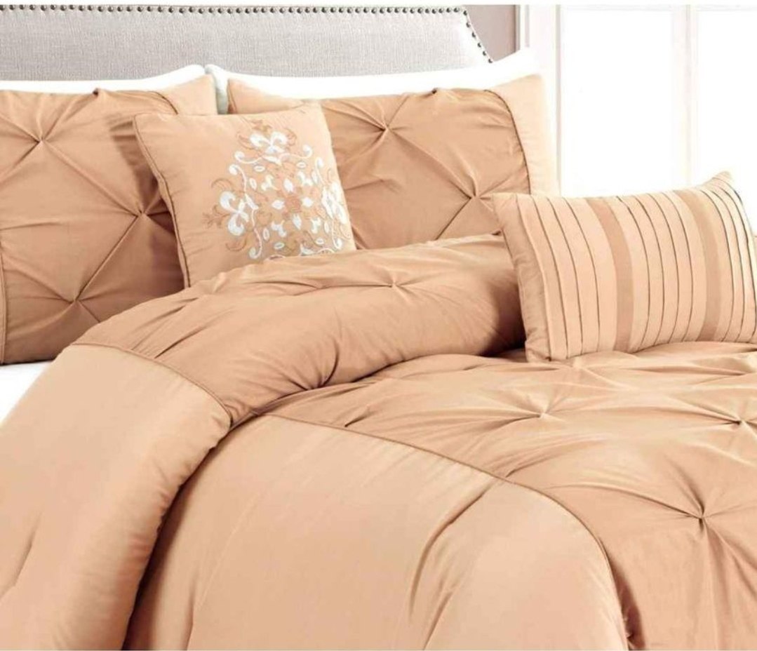 *BRAND NEW* Modern Luxurious Bedding Set - photo 2