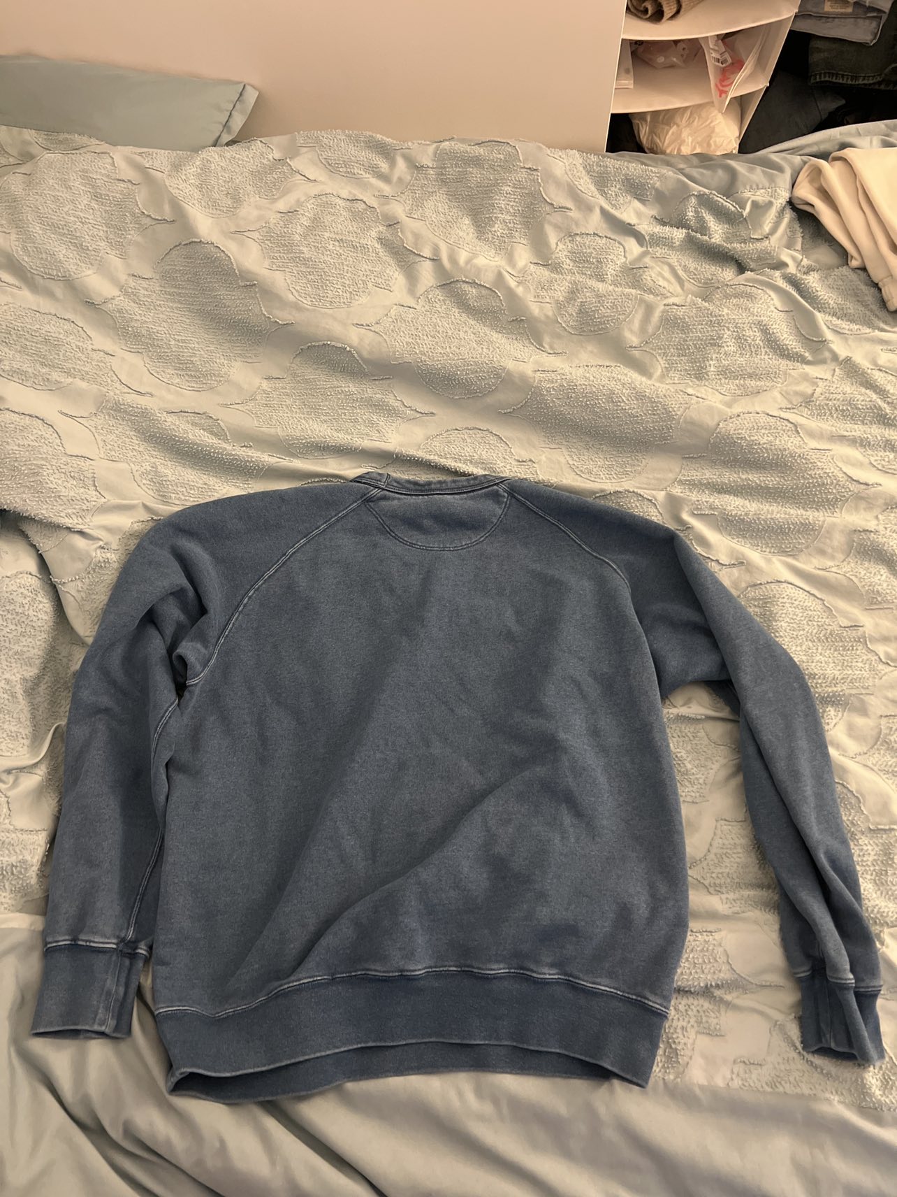 Uniqlo tie-dye blue sweater - photo 3