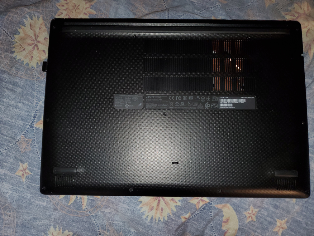 Acer Aspire 1 Slim Laptop Intel Processor with charger - photo 3