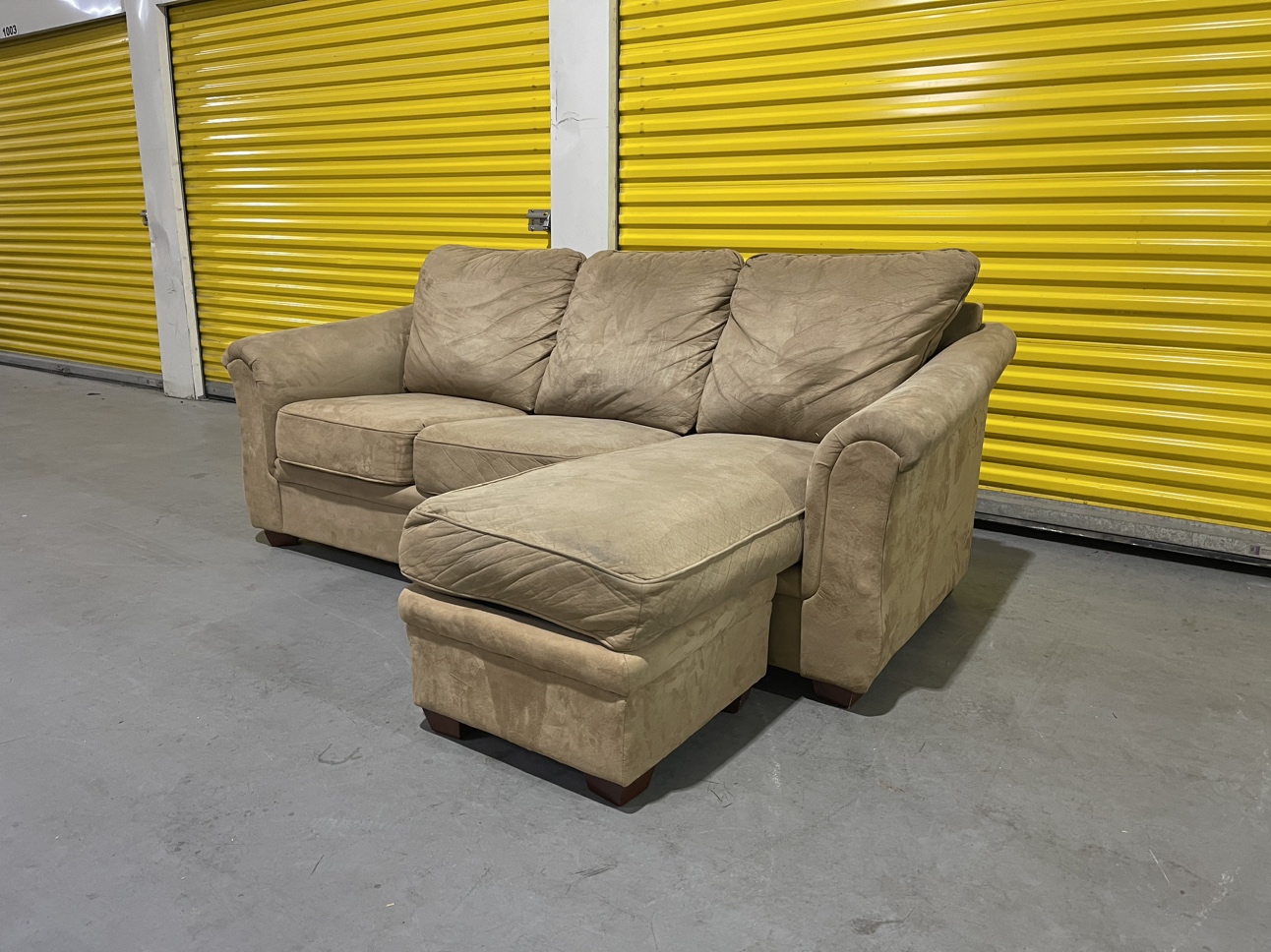 FREE DELIVERY | Comfy Beige Reversible Sectional - photo 5