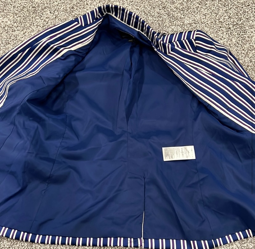 Like New Banana Republic Satin Blazer! - photo 4