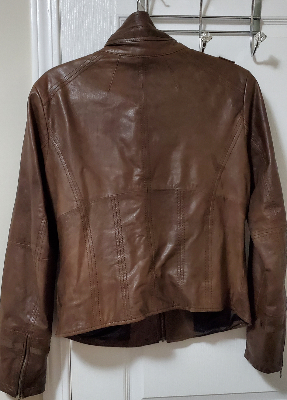 Danier Leather Woman's Jacket [M] image indicator(3)