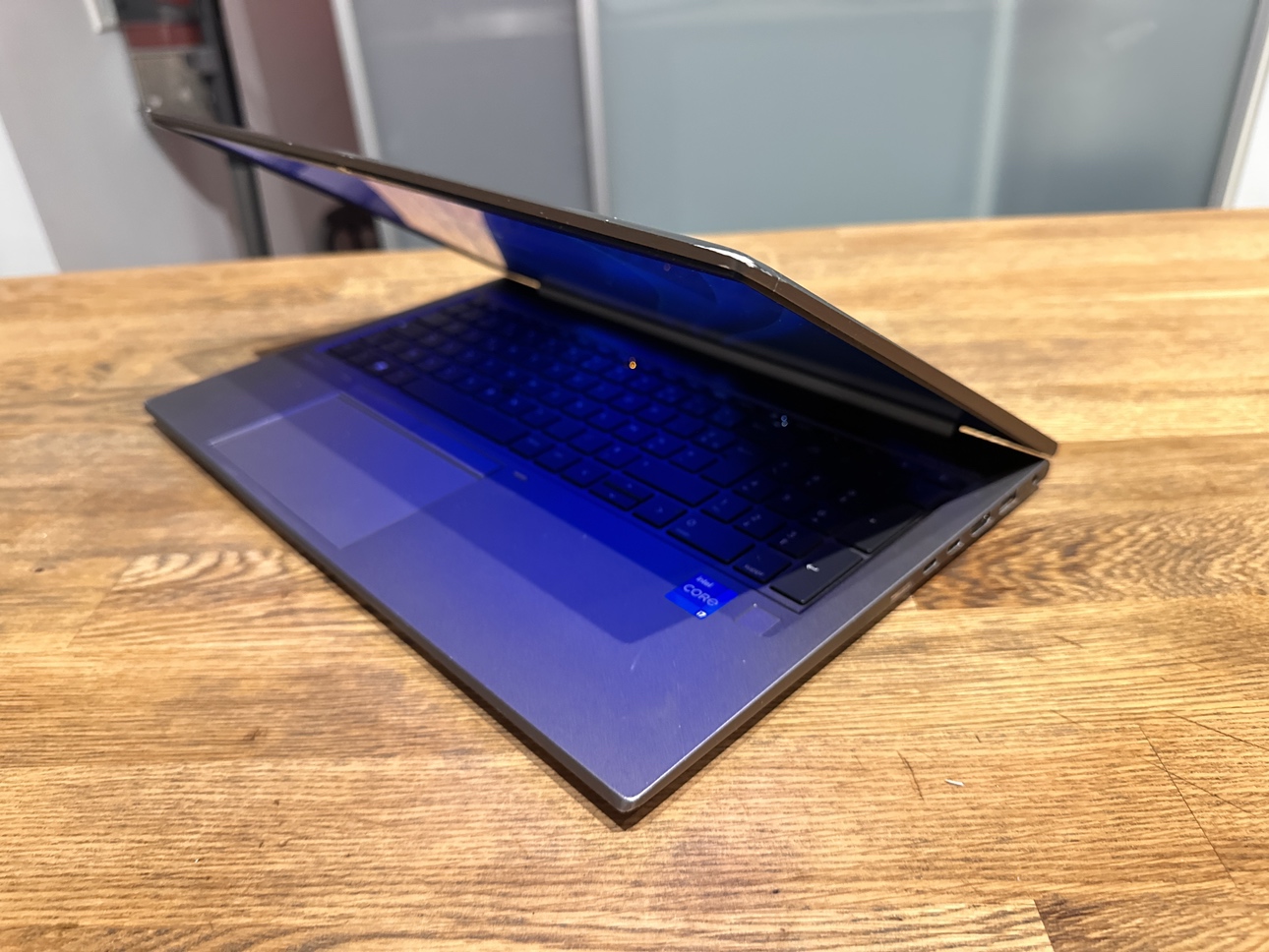 HP ZBook Firefly Workstation i7 with Quadro - photo 3