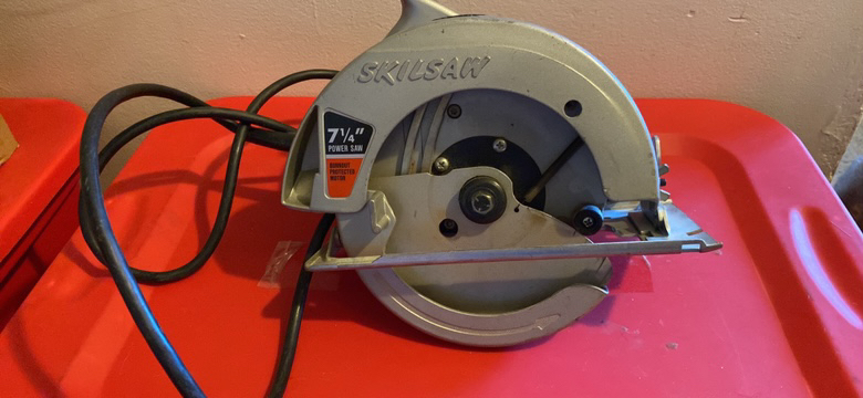 Skilsaw 7 1/4 power saw  $20/trades 🏒 thumbnail