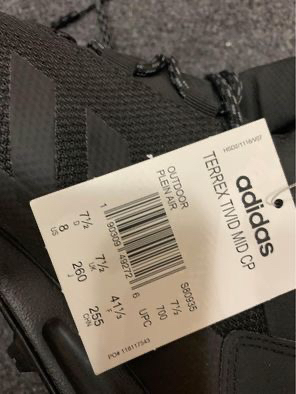 Adidas terrex tivid winter/snow boots (brand new w tags) Sz 8 - photo 2