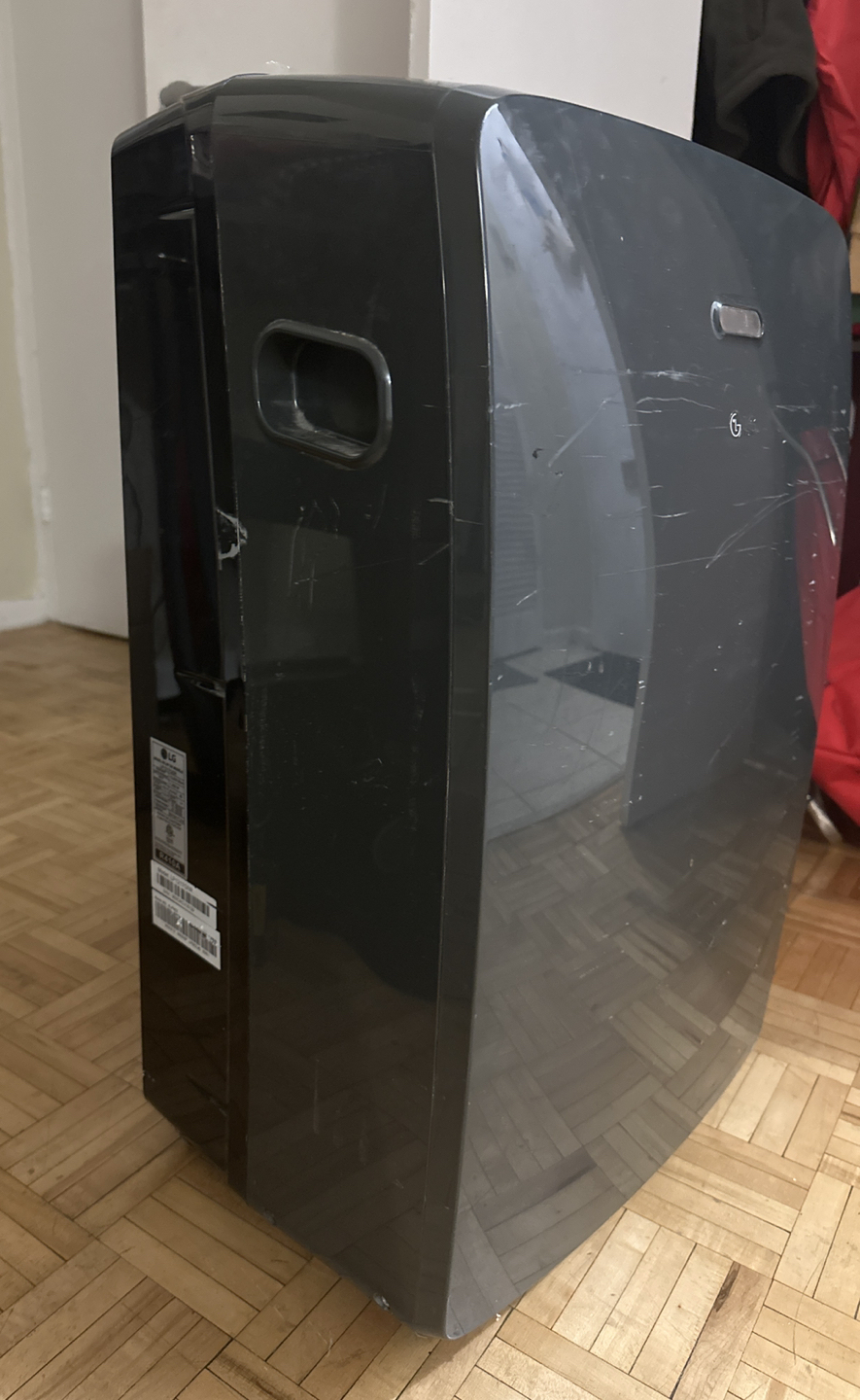 LG portable air conditioner.. - photo 2